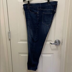 CELEBRITY PINK: Women’s Size 22 Stretchy Blue Jeans